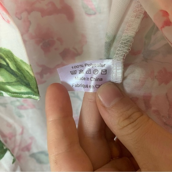 Show Me Your Mumu Brie Robe “Garden of Bloom” One Size - Picture 5 of 5